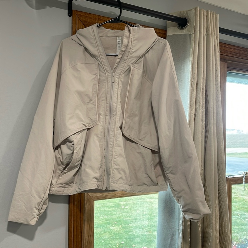 Lululemon tan jacket